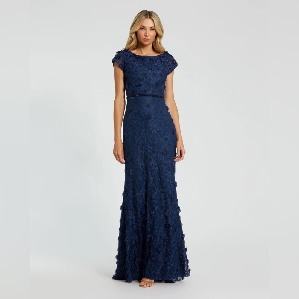 MAC DUGGAL 67711 NWT Blue Floral Applique Boat Neck Short Sleeve Gown